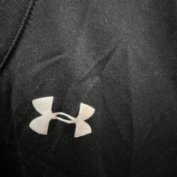 Under Armour TShirt - Picture 2 of 4